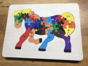 2023 alphabet horse puzzke